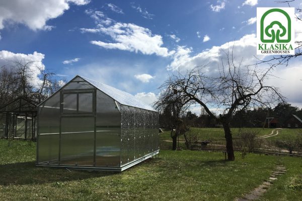 Klasika House šiltnamis su polikarbonato danga