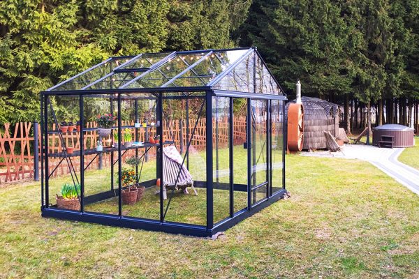 Ventus stiklinis šiltnamis - Kiemo sprendimai
